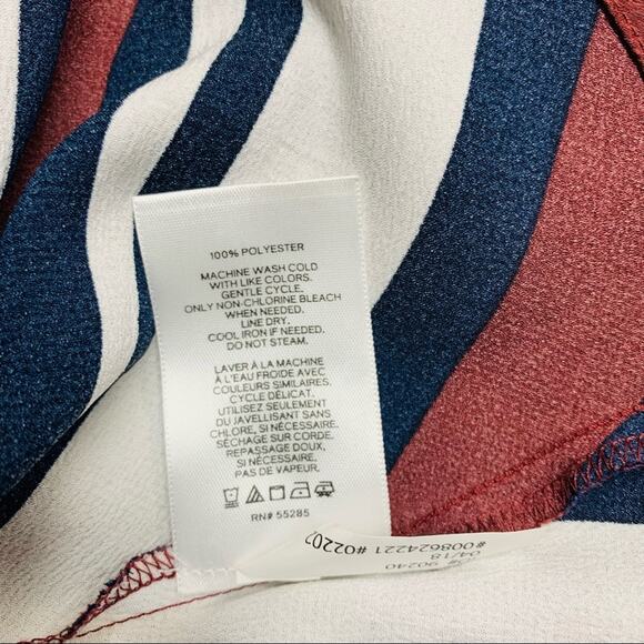 Express Blue Burgundy Strip Wrap Blouse Sz Small - Picture 9 of 9